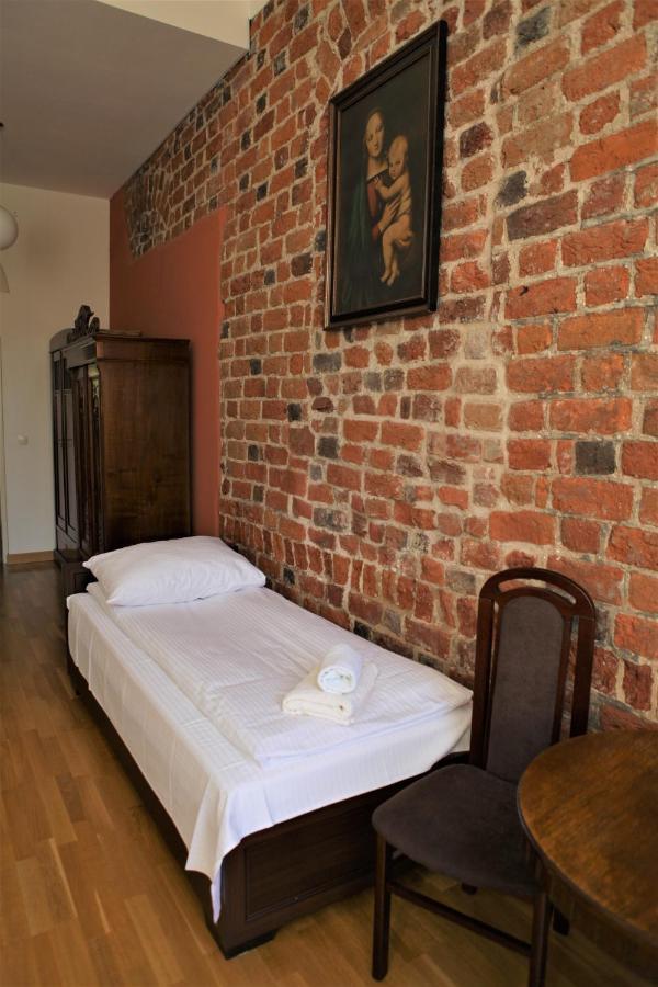 Bed and Breakfast Dom Notre Dame Вроцлав Екстер'єр фото